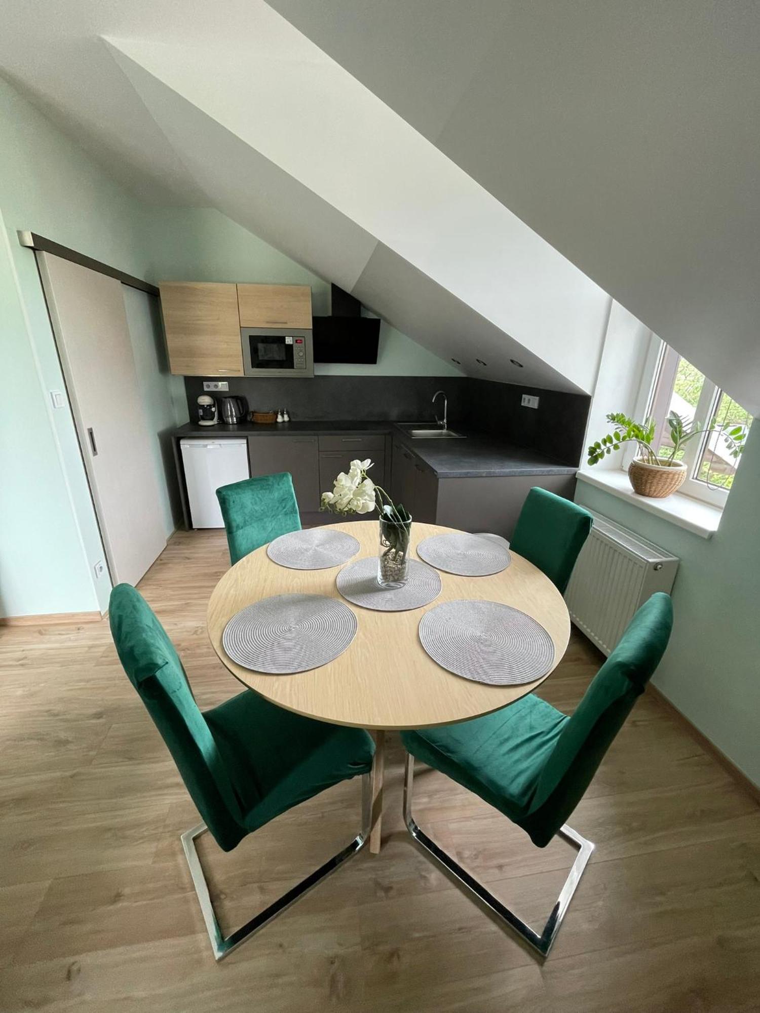 Apartmany Jasmin Liberec Buitenkant foto