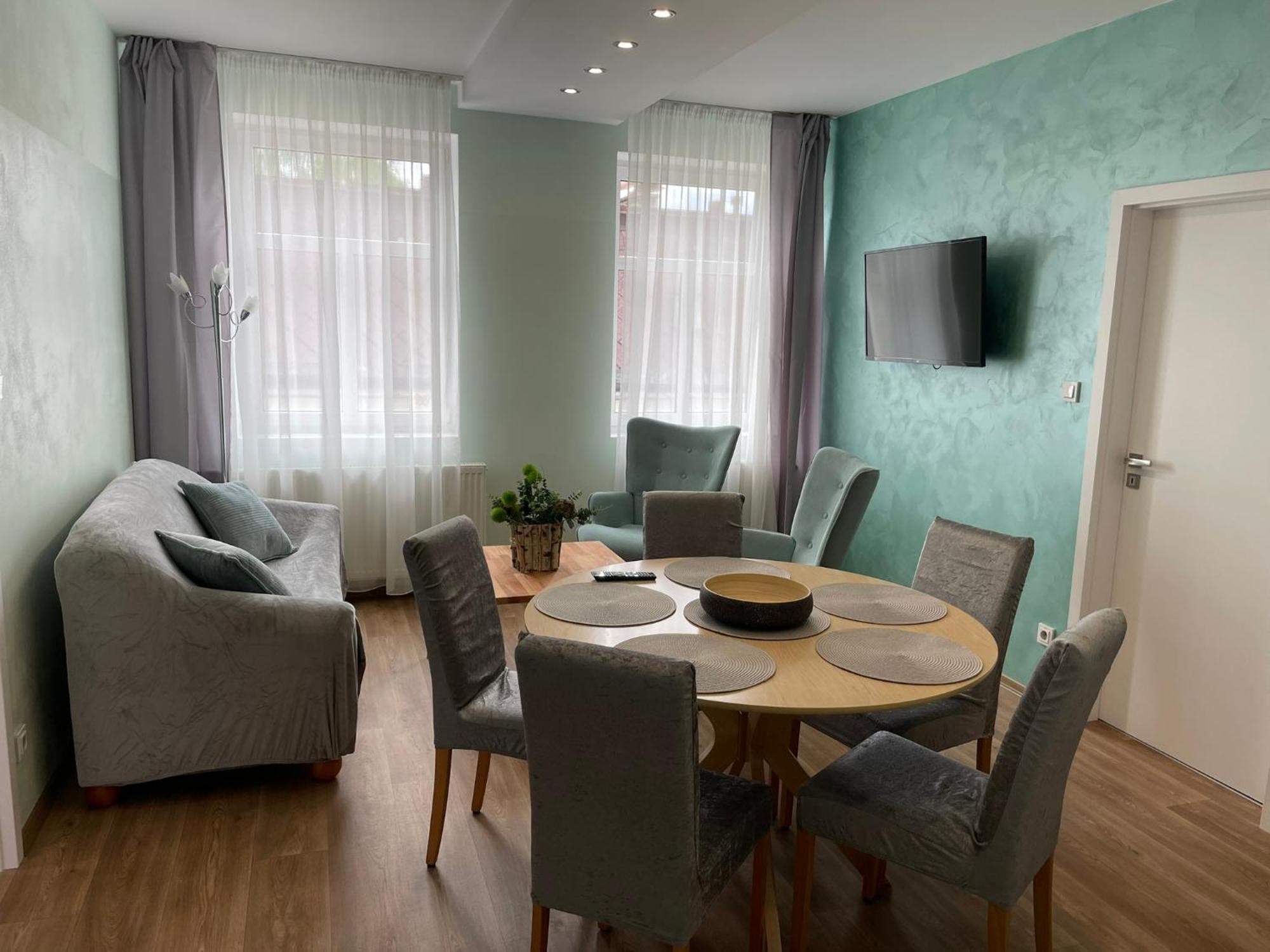 Apartmany Jasmin Liberec Buitenkant foto