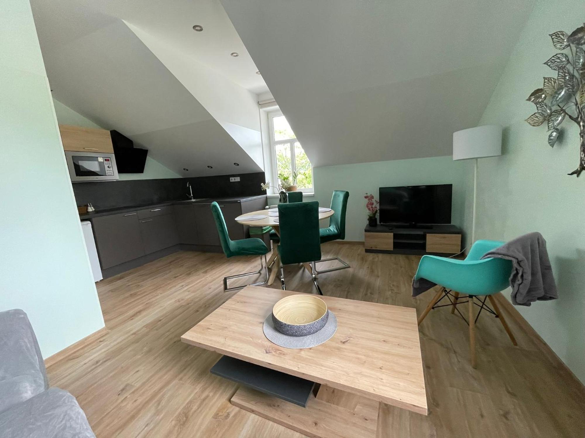 Apartmany Jasmin Liberec Buitenkant foto